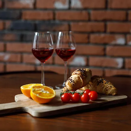 Urban Chic - Main Rail Station - Stylish - K28 *