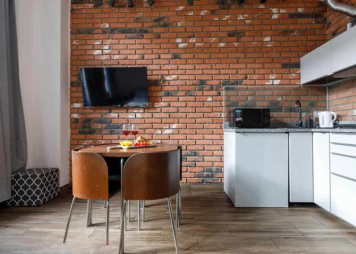 Urban Chic - Main Rail Station - Stylish - K28 Wroclaw