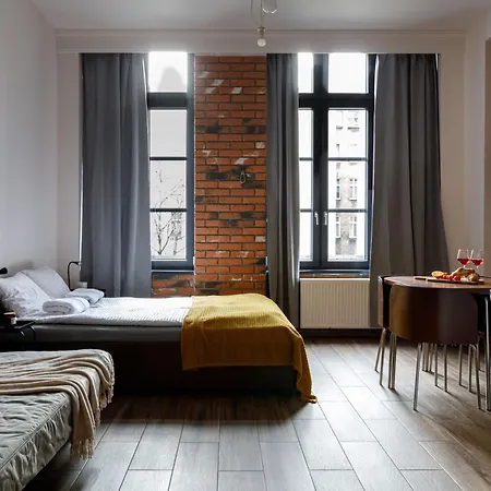 Urban Chic - Main Rail Station - Stylish - K28 * Βρότσλαβ