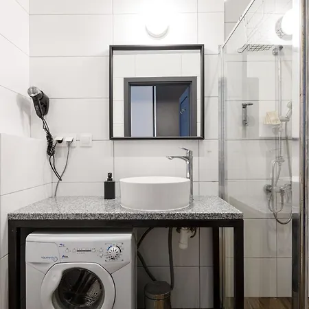 Urban Chic - Main Rail Station - Stylish - K28 فروتسواف