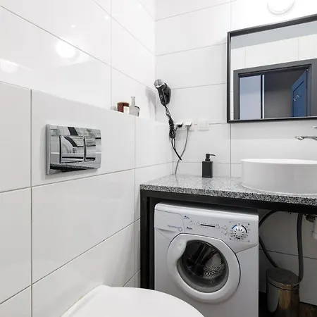 Urban Chic - Main Rail Station - Stylish - K28 Βρότσλαβ